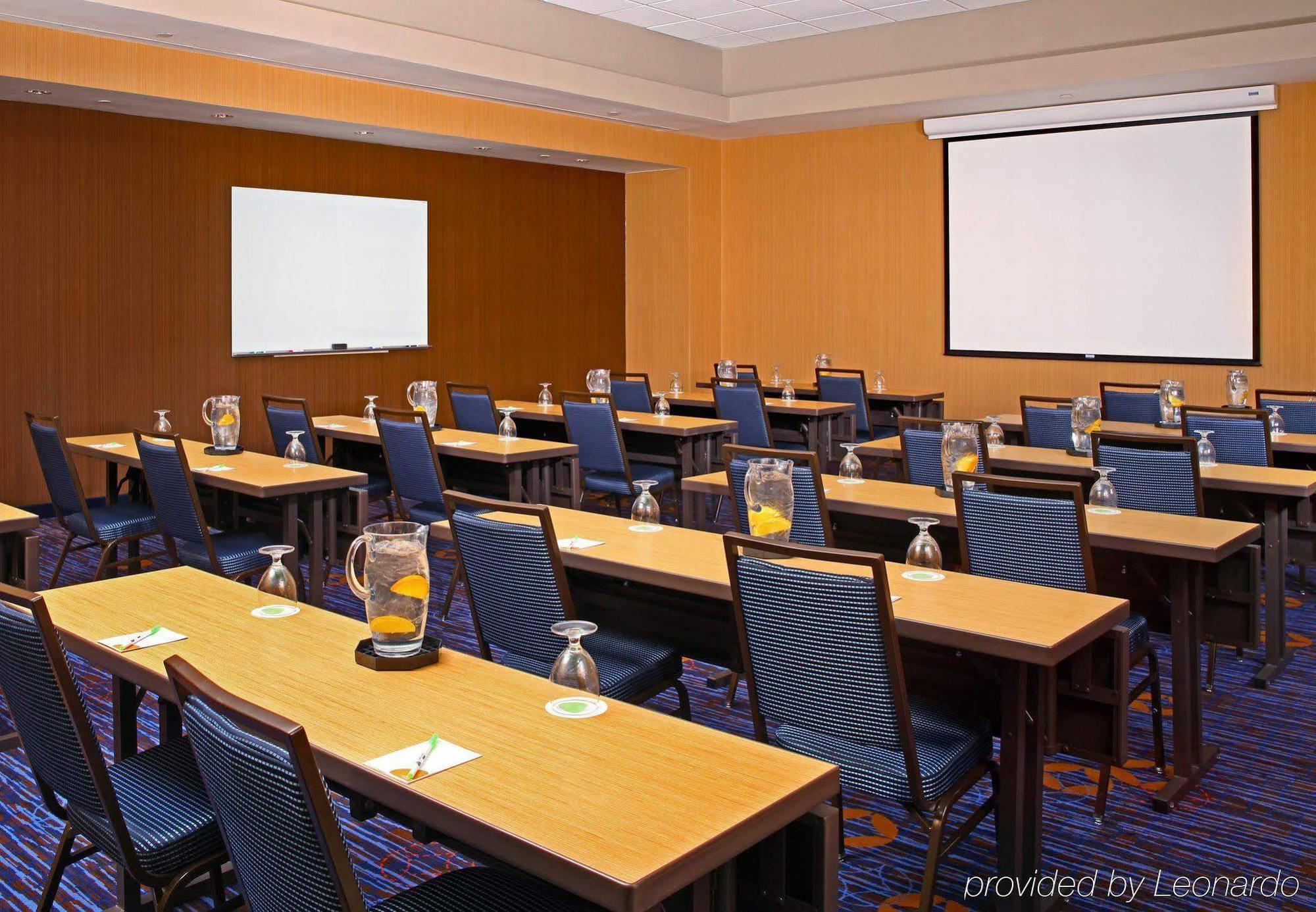 Courtyard By Marriott Baltimore Downtown/Inner Harbor Exterior photo